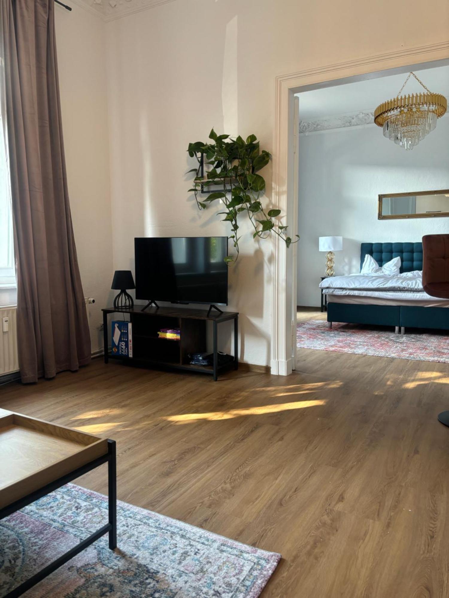 Apartment Five O- Kingsize Hesse